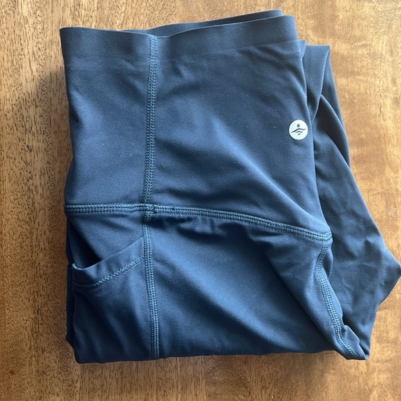 Halara UltraSculpt™ SoCinched High Waisted Tummy Control Shaping 7/8" Leggings - Picture 8 of 8